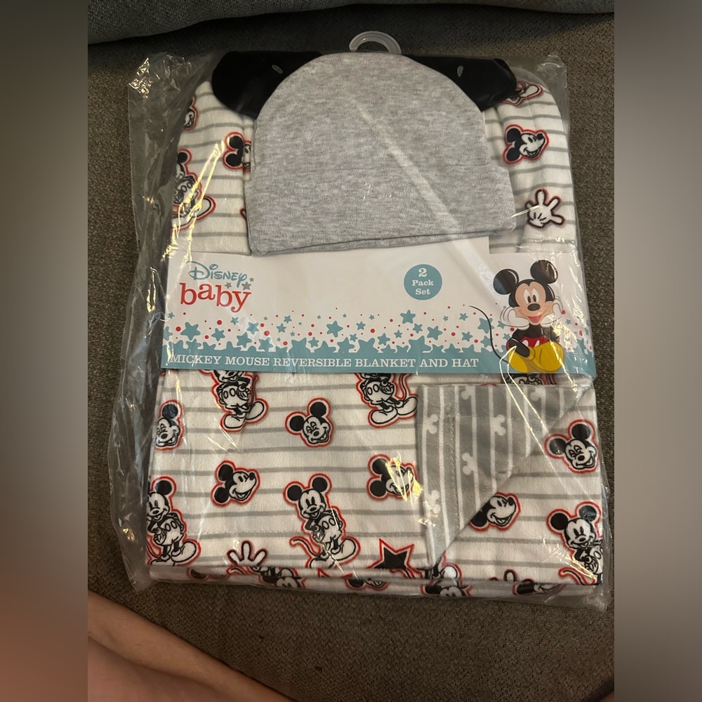 Mickey Mouse baby blanket with hat